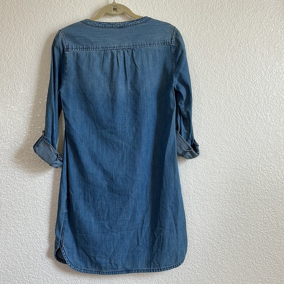 Express Dress - Picture 4 of 4